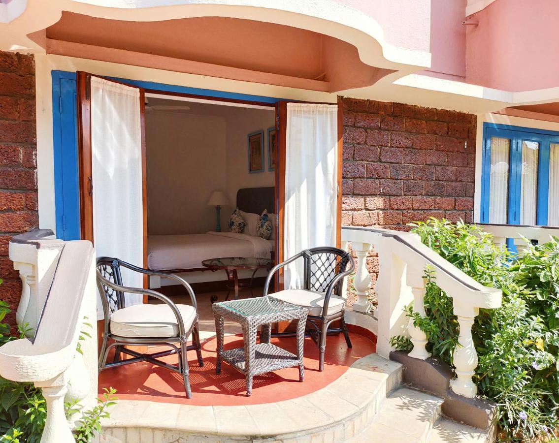 קולבה Coconut Grove Beach Resort מראה חיצוני תמונה